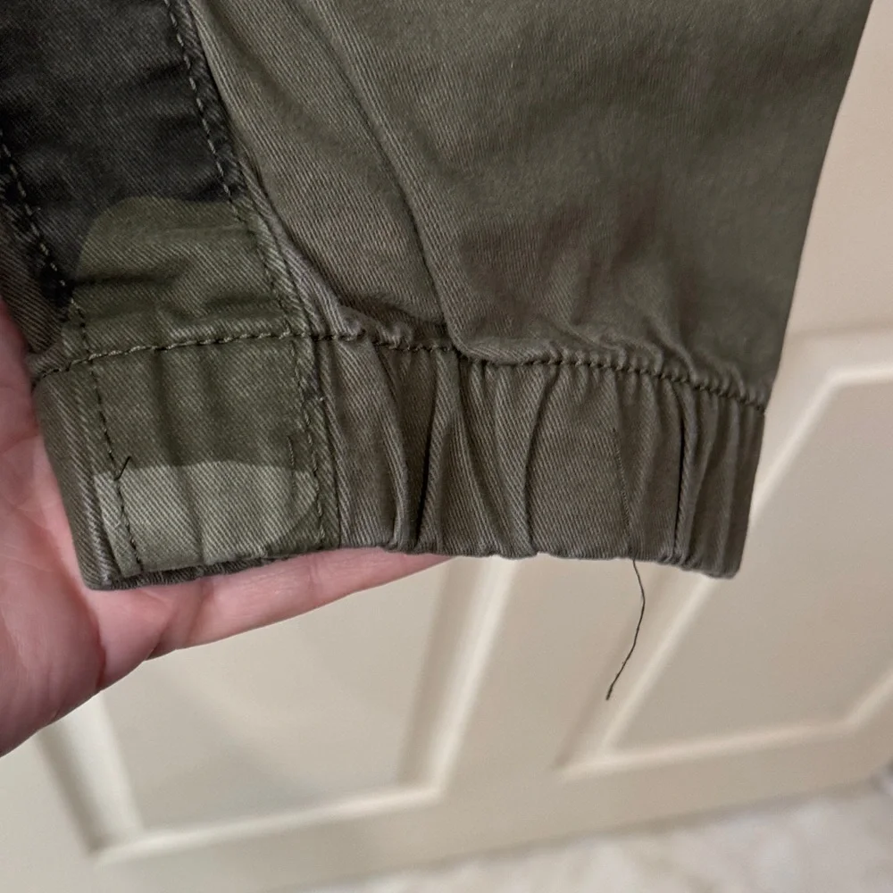 Urban Pipeline Olive Green Joggers with Camo Side Stripe Large (14/16) Husky